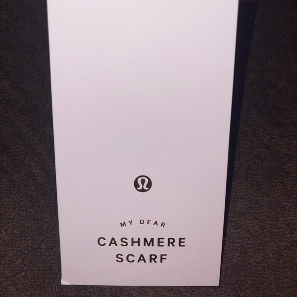 Lululemon cashmere scarf super soft and warm NWT🖤 - Picture 4 of 9
